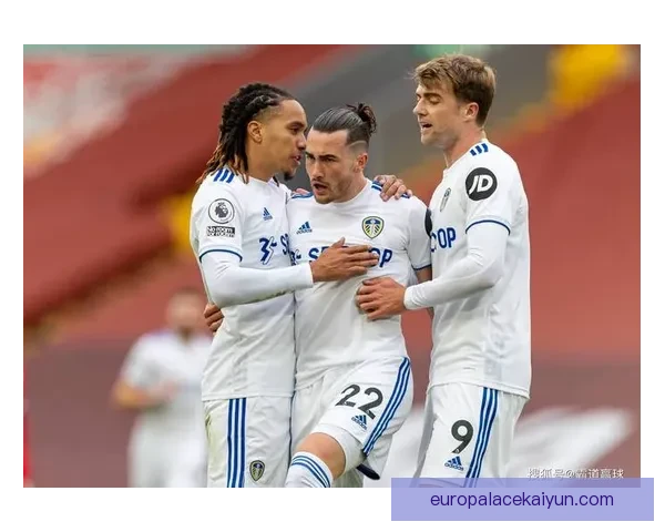 英超西汉姆球迷抗议现象引发关注，俱乐部需重视粉丝声音