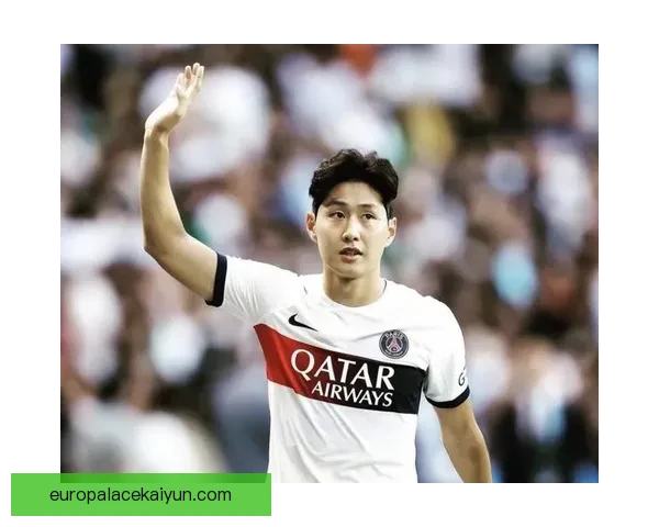 李刚仁战术适配性持续提升，受到教练组关注与期待。